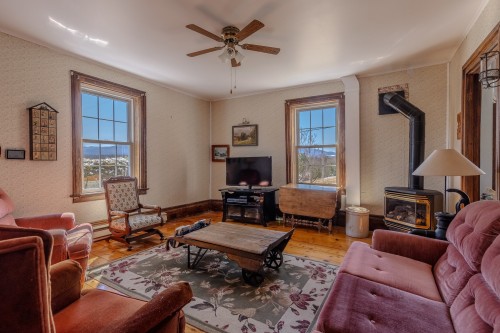 Living Room - 259 Ch. Draper, Sutton, QC - Indoor Photo Showing Living Room With Fireplace