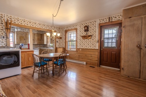 Dinette - 259 Ch. Draper, Sutton, QC - Indoor Photo Showing Dining Room