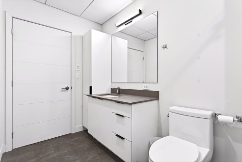 Bathroom - 1007-60  - 70 Rue Wellington S., Sherbrooke (Les Nations), QC - Indoor Photo Showing Bathroom