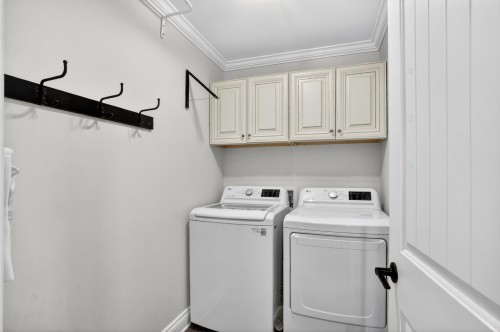 Salle de lavage - 73 Rue Lower Whitlock, Hudson, QC - Indoor Photo Showing Laundry Room