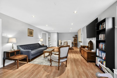 Salle familiale - 73 Rue Lower Whitlock, Hudson, QC - Indoor Photo Showing Living Room