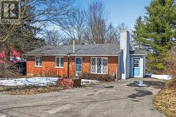 18 JOHANNA STREET Huntsville (Chaffey), ON P1H 1V1