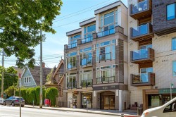 305-1121 Fort St Victoria, BC V8V 3K9