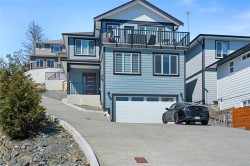102 Linmark Way Nanaimo, BC V9T 0K5