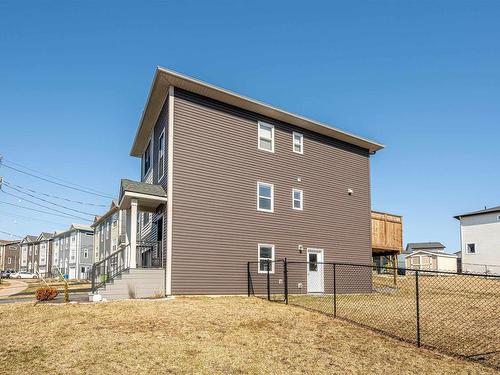 122 Onyx Crescent, Halifax, NS 