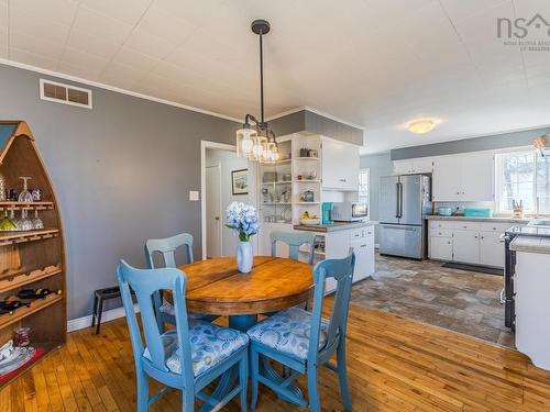 56 Regent Street, Amherst, NS 