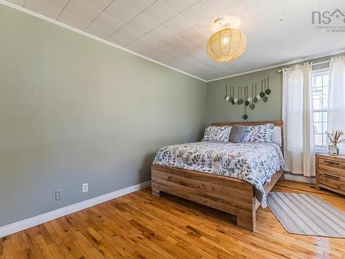 56 Regent Street, Amherst, NS 