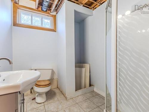 56 Regent Street, Amherst, NS 