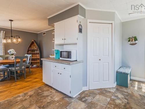 56 Regent Street, Amherst, NS 