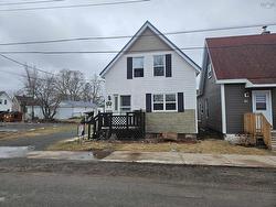 92 Rideau Street  Oxford, NS B0M 1P0