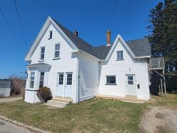 2-4 Baker Street  Yarmouth, NS B5A 2W7