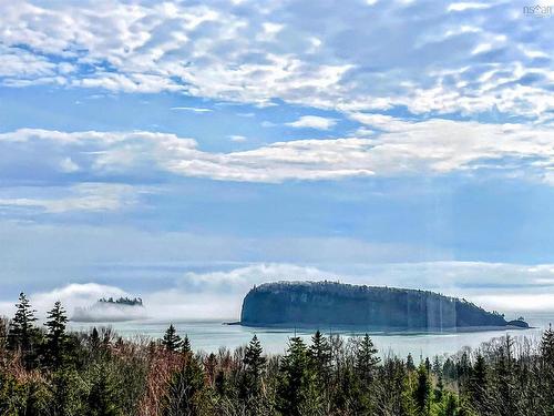 72 Spring Tide Lane, Two Islands, NS 