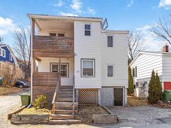16 Cottage Road  Halifax, NS B3N 1H3