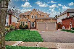 8 YEOMAN DRIVE Brantford, ON N3R 7S8