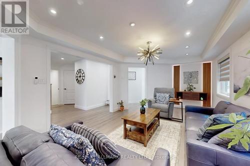 49 Sonley Drive, Whitby, ON - Indoor Photo Showing Living Room