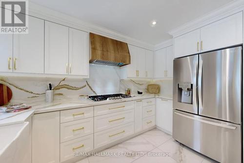 49 Sonley Drive, Whitby, ON - Indoor Photo Showing Kitchen