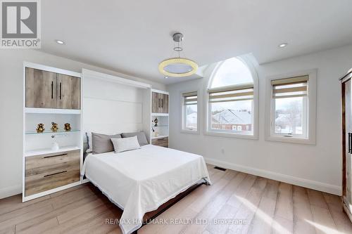 49 Sonley Drive, Whitby, ON - Indoor Photo Showing Bedroom