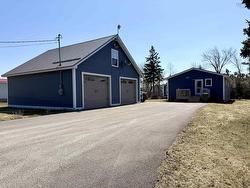 10 Island View Lane  Linden, NS B4H 3Y2