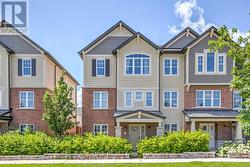 5 - 264 SARAH CLINE DRIVE Oakville, ON L6M 0V4