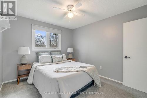 70 Strawberry Drive, Hamilton, ON - Indoor Photo Showing Bedroom