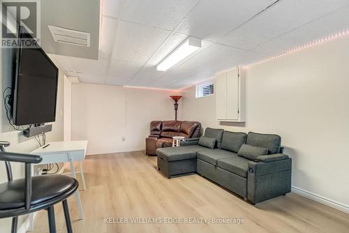 70 Strawberry Drive, Hamilton, ON - Indoor