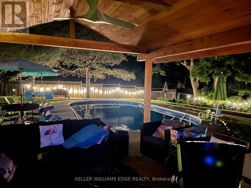 70 Strawberry Drive, Hamilton, ON - 