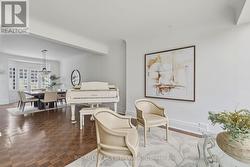 18 TRANBY AVENUE Toronto, ON M5R 1N5