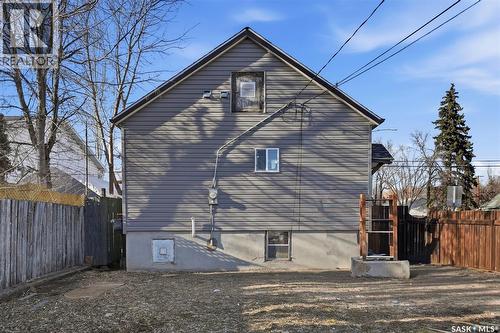 1001 23Rd Street W, Saskatoon, SK - Outdoor