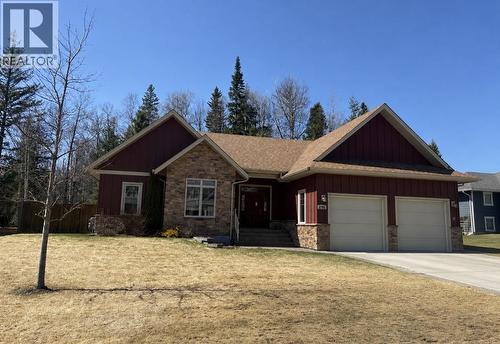 2703 MAURICE DRIVE  Prince George, BC V2N 0C8