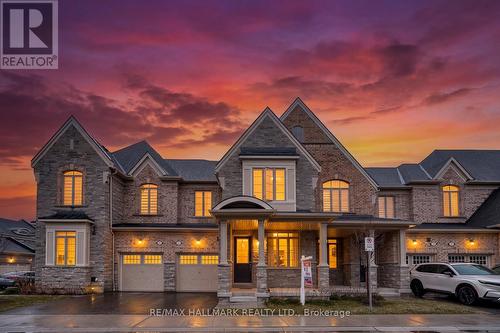 4 HICKLING LANE  Ajax, ON L1T 0N6