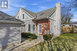 23 - 5 LAKESIDE DRIVE W St. Catharines (Port Weller), ON L2M 1P3