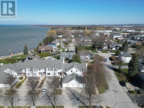 23 - 5 LAKESIDE DRIVE W  St. Catharines (Port Weller), ON L2M 1P3