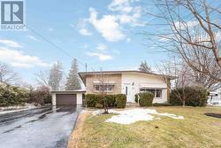 4542 NANCY DRIVE  Niagara Falls (Morrison), ON L2E 5L3