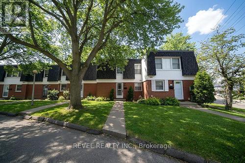 52 - 273 ELGIN STREET  Brantford, ON N3S 5B2