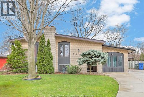 3980 MYRTLE  Windsor, ON N9C 4A3