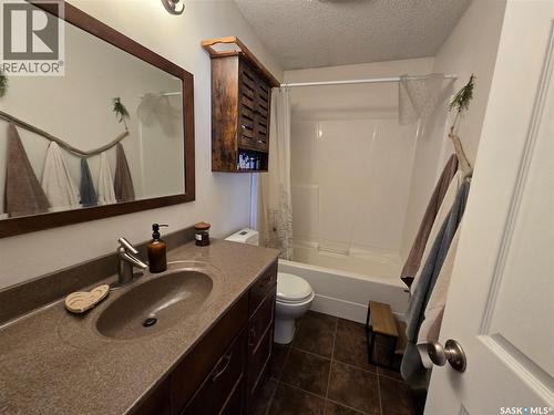 208 Clinton Place, Swift Current, SK 