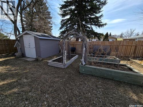 208 Clinton Place, Swift Current, SK 
