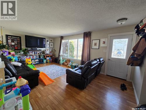 208 Clinton Place, Swift Current, SK 