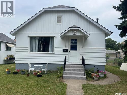 309 10th STREET E  Prince Albert, SK S6V 0Z3