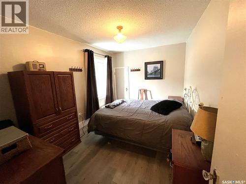 309 10Th Street E, Prince Albert, SK - Indoor Photo Showing Bedroom
