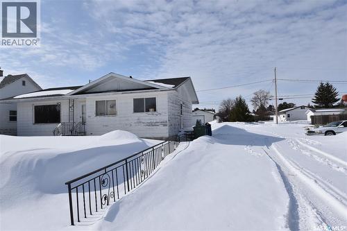 402-404 1st STREET W  Nipawin, SK S0E 1E0