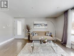 118 KIRKER AVENUE  Toronto, ON M1G 1N1