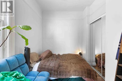 70 Anderson Street, Ottawa, ON - Indoor Photo Showing Bedroom