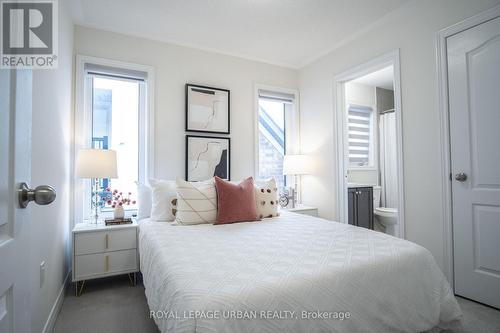 3963 Lodi Road, Burlington, ON - Indoor Photo Showing Bedroom