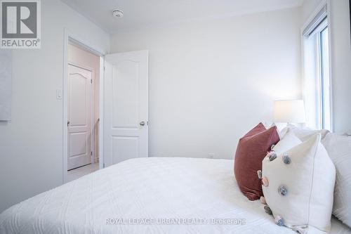 3963 Lodi Road, Burlington, ON - Indoor Photo Showing Bedroom
