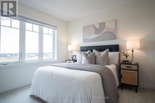 3963 Lodi Road, Burlington, ON - Indoor Photo Showing Bedroom