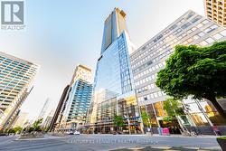 4109 - 488 UNIVERSITY AVENUE Toronto, ON M5G 0C1