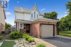 22 THOMPSON DRIVE Guelph (Grange Road), ON N1E 7A5