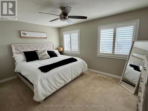 60 Batt Crescent, Ajax, ON - Indoor Photo Showing Bedroom