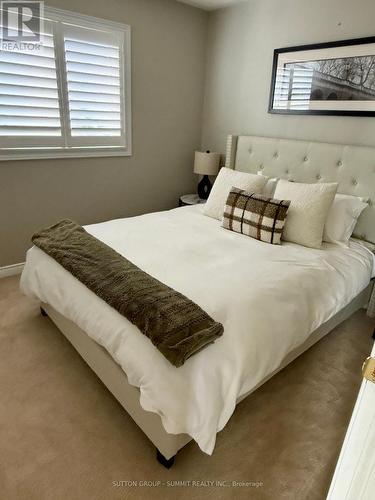 60 Batt Crescent, Ajax, ON - Indoor Photo Showing Bedroom